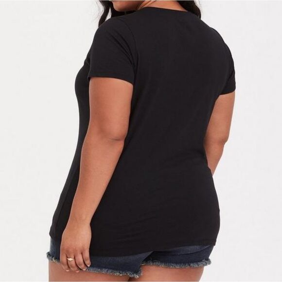 Torrid Game of Thrones Mother of Dragons Black Slim Fit Tee - Picture 3 of 7